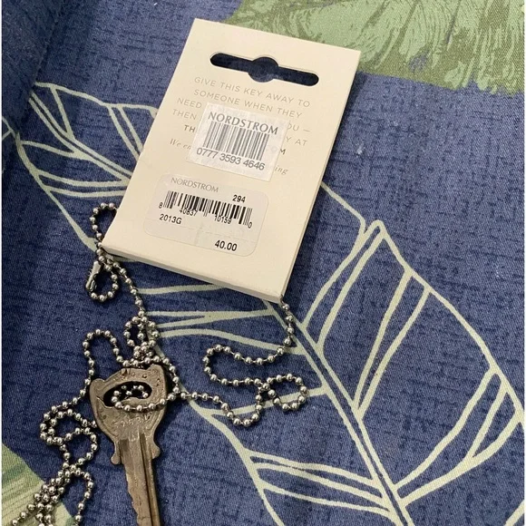 NWT PEACE 🗝Giving Key🗝 see pic for measurements and all the angles!! - Picture 5 of 5